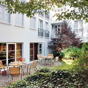 Adagio Montmartre **** פריז